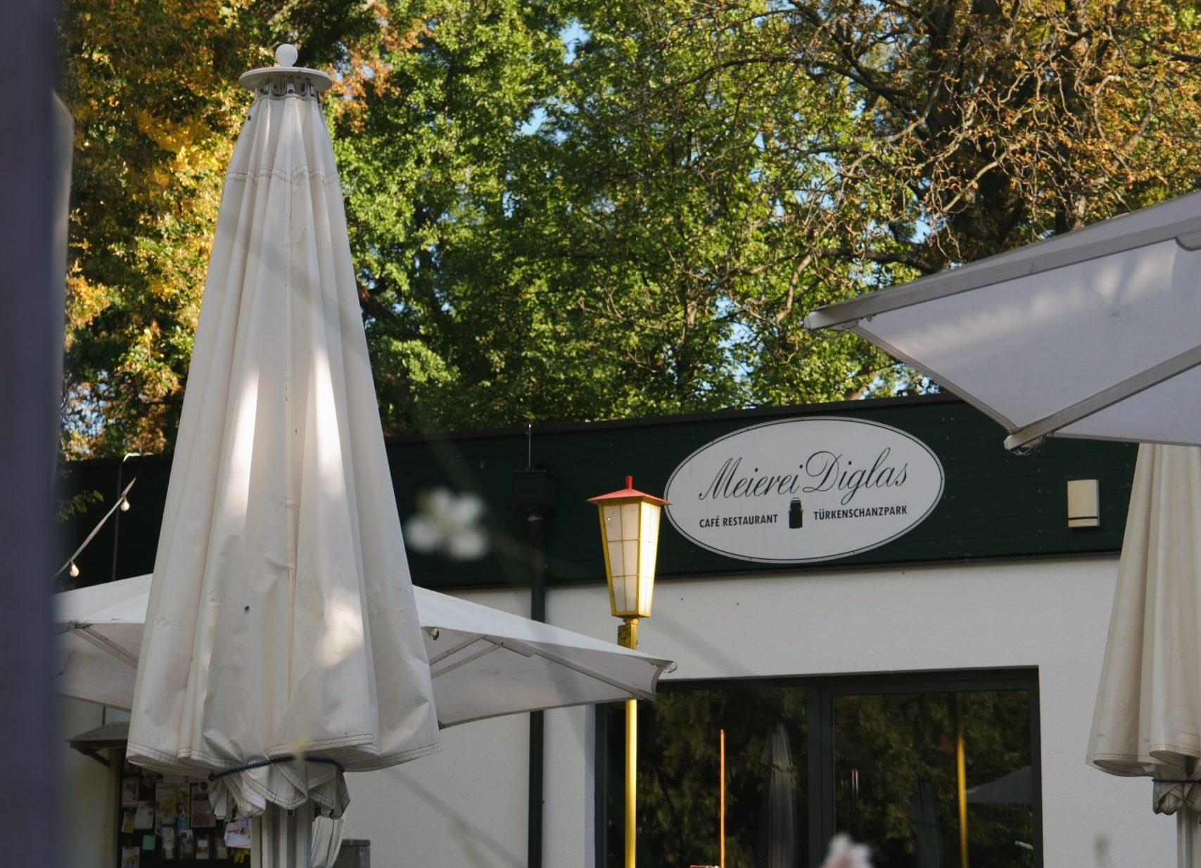Meierei Diglas im Türkenschanzpark, 1180 Wien im Spätsommer